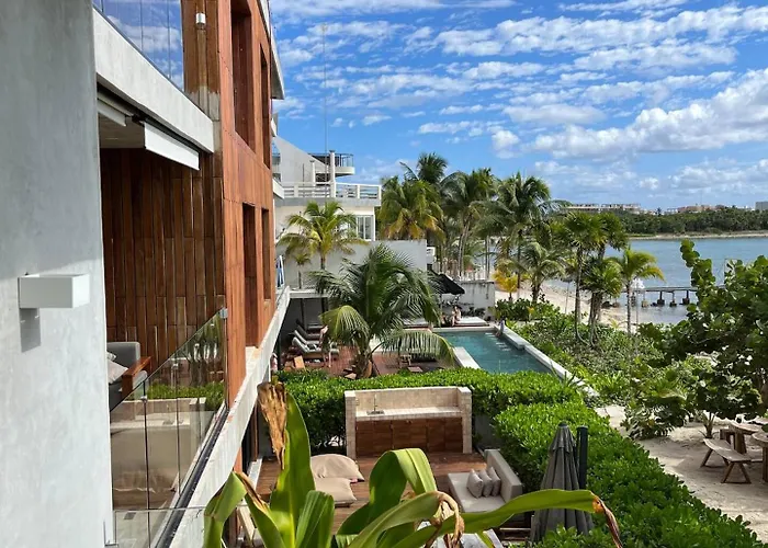 Beachfront 3br With Private Rooftop And Lounge Pool, Tankah Bay Apartamento
