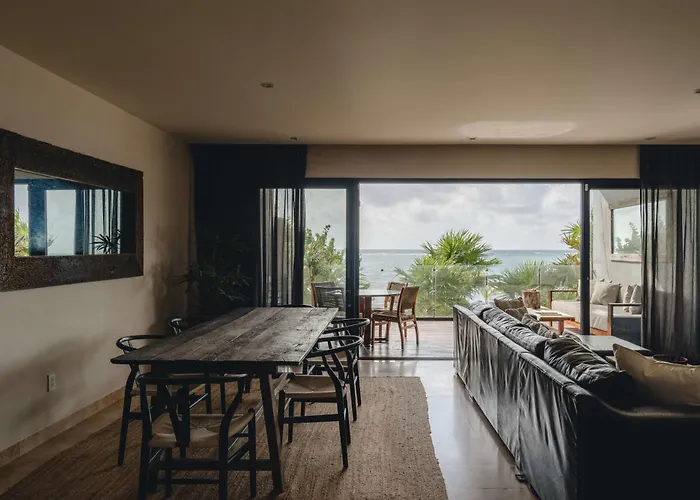 Beachfront 3br With Private Rooftop And Lounge Pool, Tankah Bay Apartamento Tulum